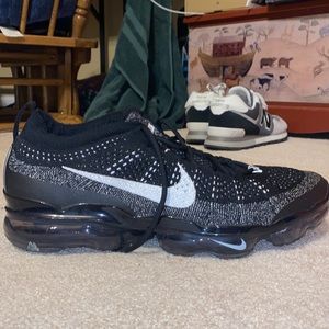 Nike Air Max 23 (Black)